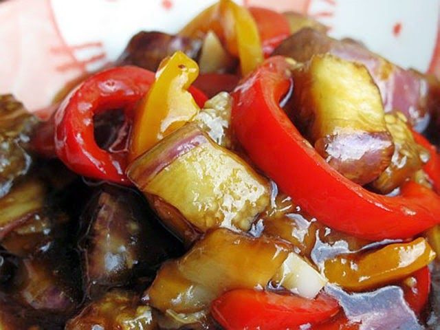Баклажаны в кисло сладком соусе китайская кухня